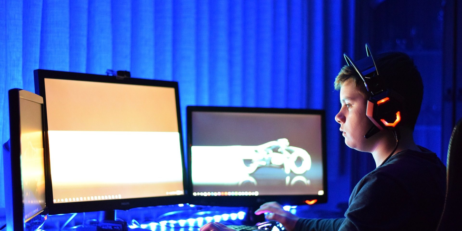 Kidgaming_ExplorerBob_pixabay.com